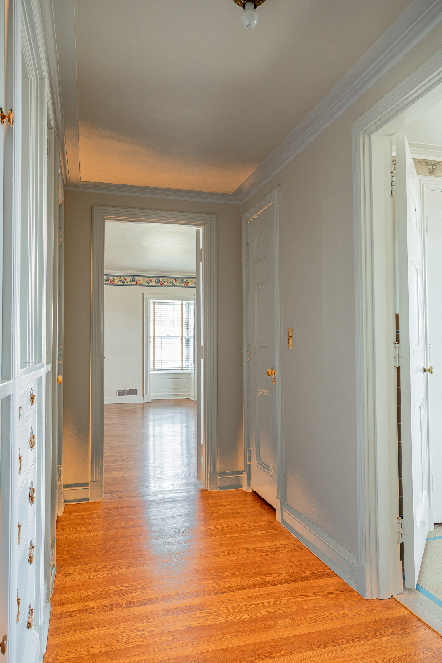 1 Whitehall Way Anderson, IN 46013 - Photo 32 of 81