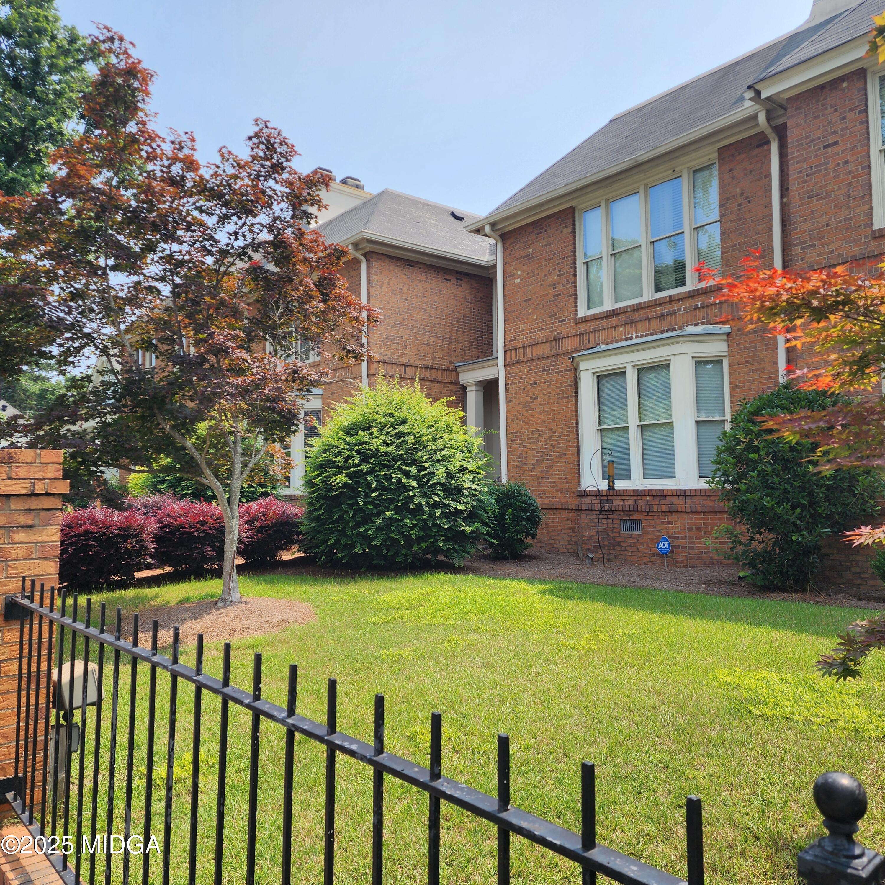 175 Corbin Avenue, Unit B Macon, GA 31204 - Photo 2 of 38 1000010126