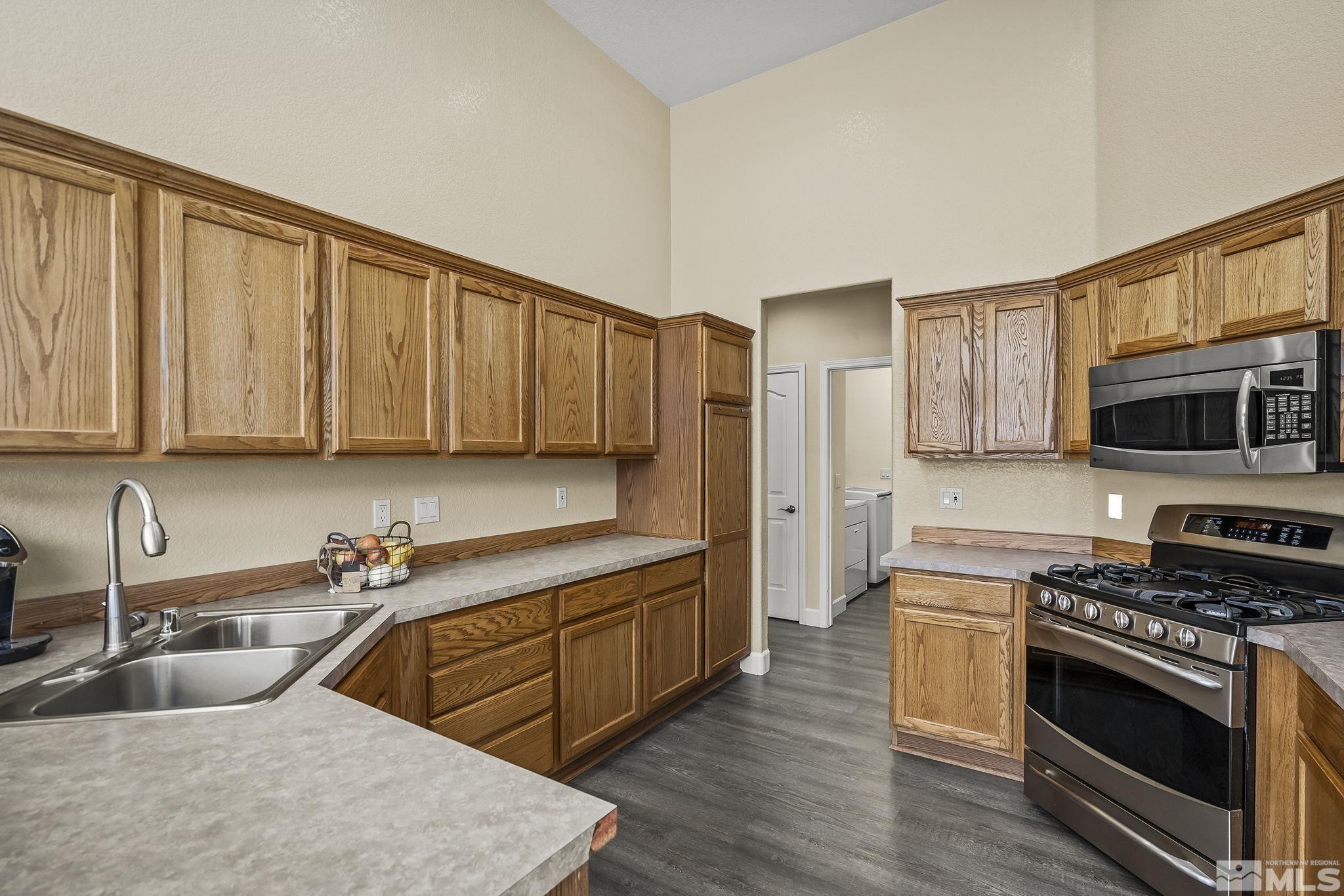 2354 Table Rock Drive Carson City, NV 89706 - Photo 6 of 38 Photo 6