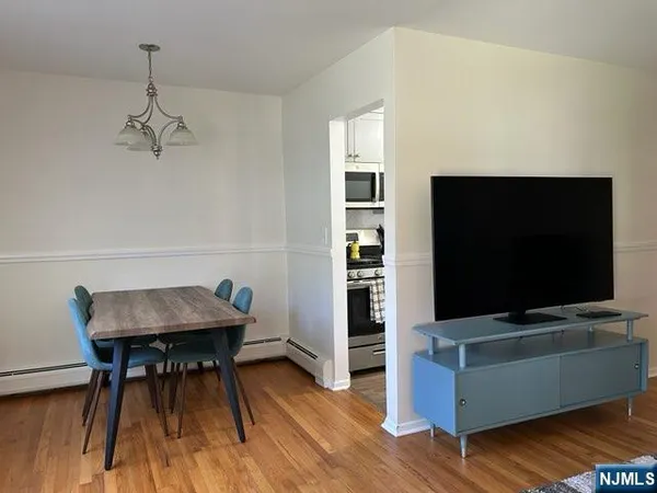 $2,000 | 313 Washington Drive, Ramsey, NJ 07446