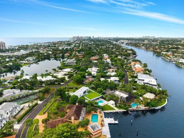 $11,990,000 | 19 Gatehouse Road, Sea Ranch Lakes, FL 33308