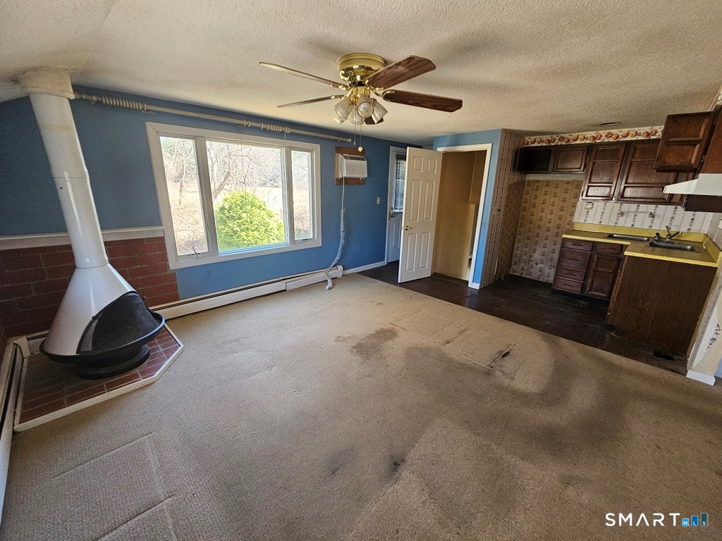 114 Cottage Road Enfield, CT 06082 - Photo 13 of 18