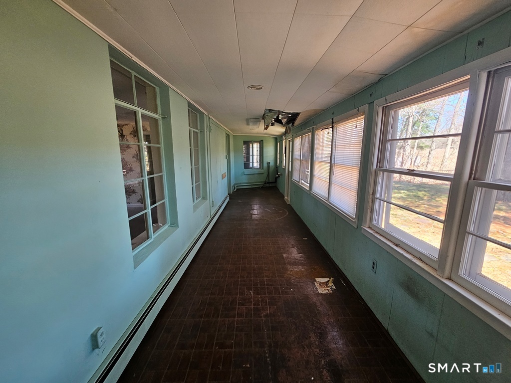 114 Cottage Road Enfield, CT 06082 - Photo 8 of 18