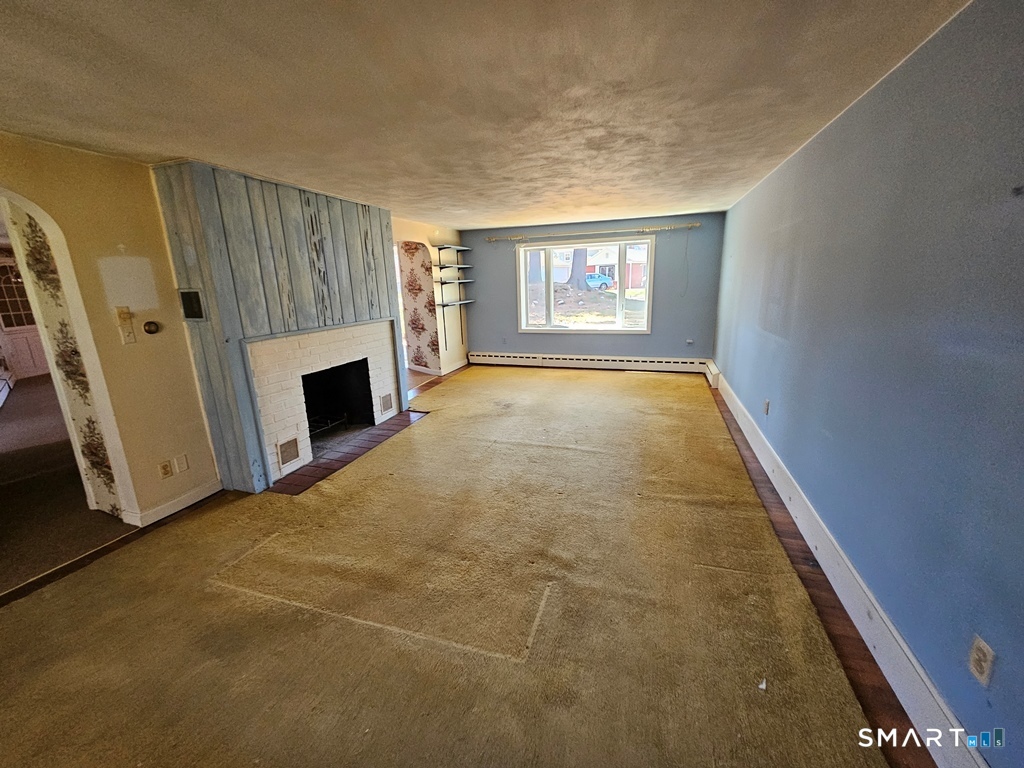 114 Cottage Road Enfield, CT 06082 - Photo 10 of 18