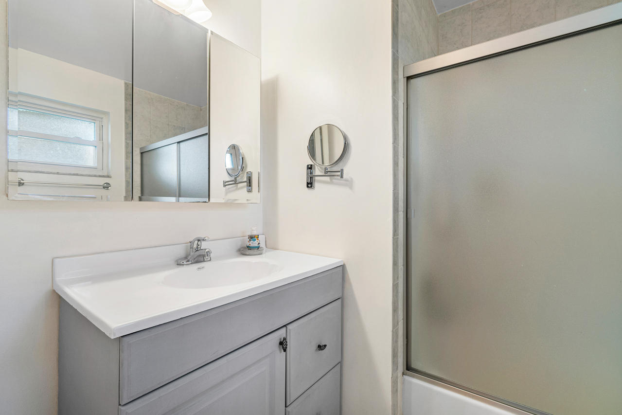 5425 Inwood Drive Delray Beach, FL 33484 - Photo 16 of 35 020-5425InwoodDrive-DelrayBeach-FL-33484