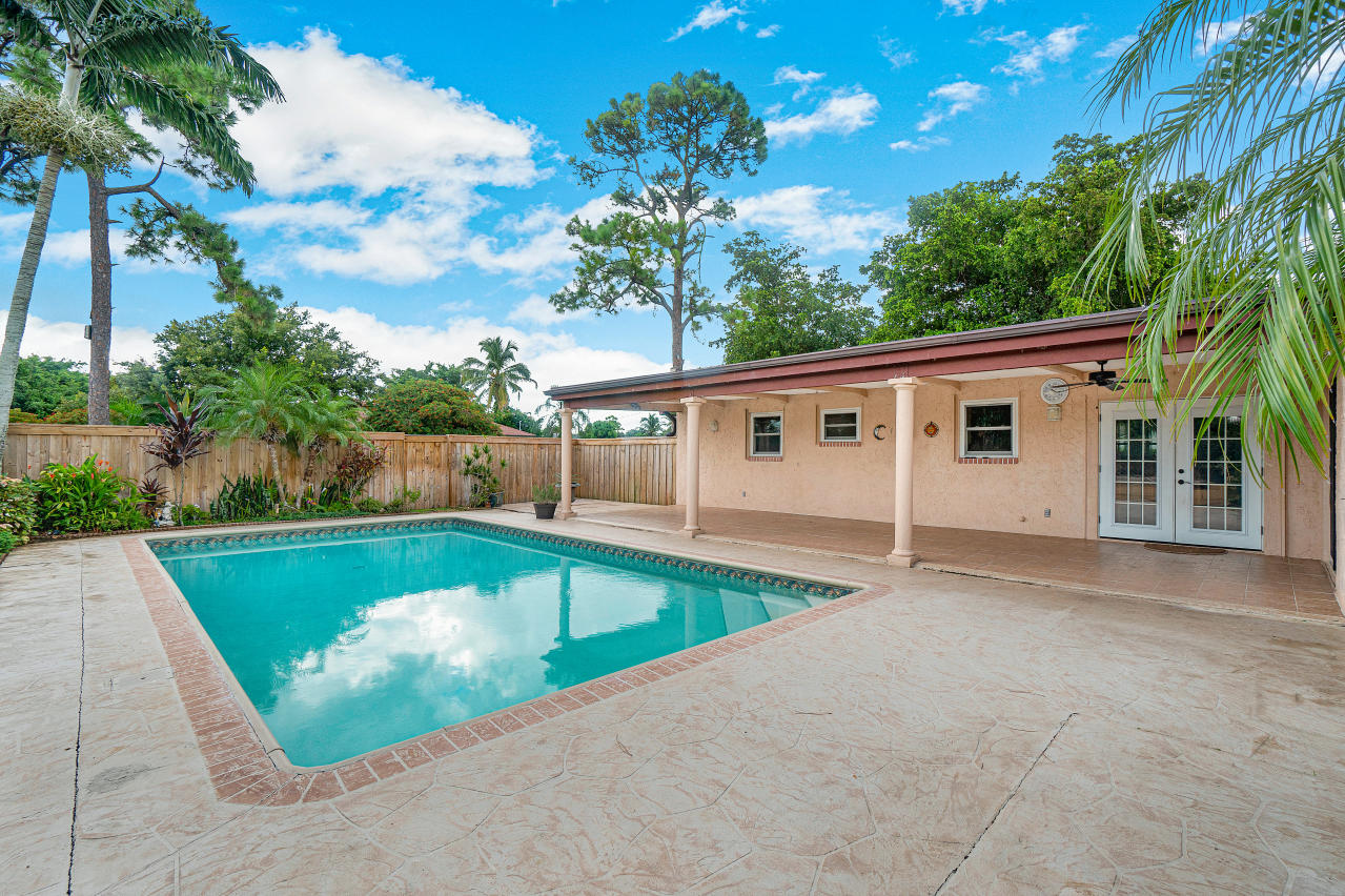5425 Inwood Drive Delray Beach, FL 33484 - Photo 23 of 35 024-5425InwoodDrive-DelrayBeach-FL-33484