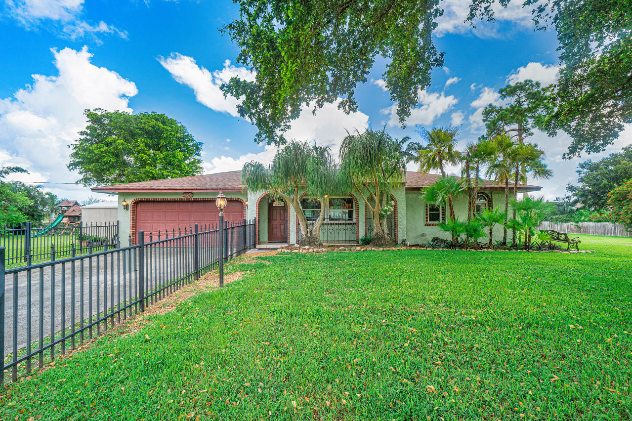 5425 Inwood Drive Delray Beach, FL 33484 - Photo 3 of 35 002-5425InwoodDrive-DelrayBeach-FL-33484