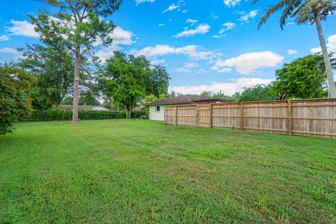 5425 Inwood Drive Delray Beach, FL 33484 - Photo 6 of 35 005-5425InwoodDrive-DelrayBeach-FL-33484
