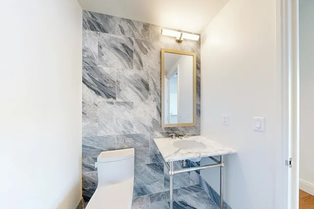 $3,875,000 | 240 Devonshire Street, Unit U6011, Boston, MA 02110