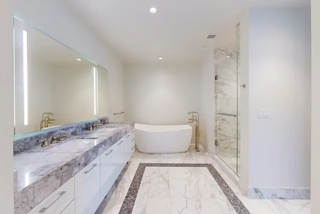 $3,875,000 | 240 Devonshire Street, Unit U6011, Boston, MA 02110