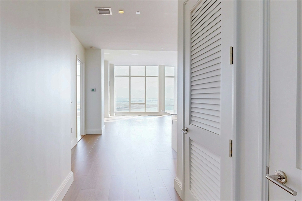 240 Devonshire Street, Unit U6011 Boston, MA 02110 - Photo 3 of 42