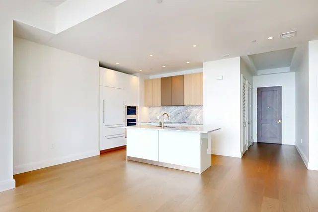 $3,875,000 | 240 Devonshire Street, Unit U6011, Boston, MA 02110