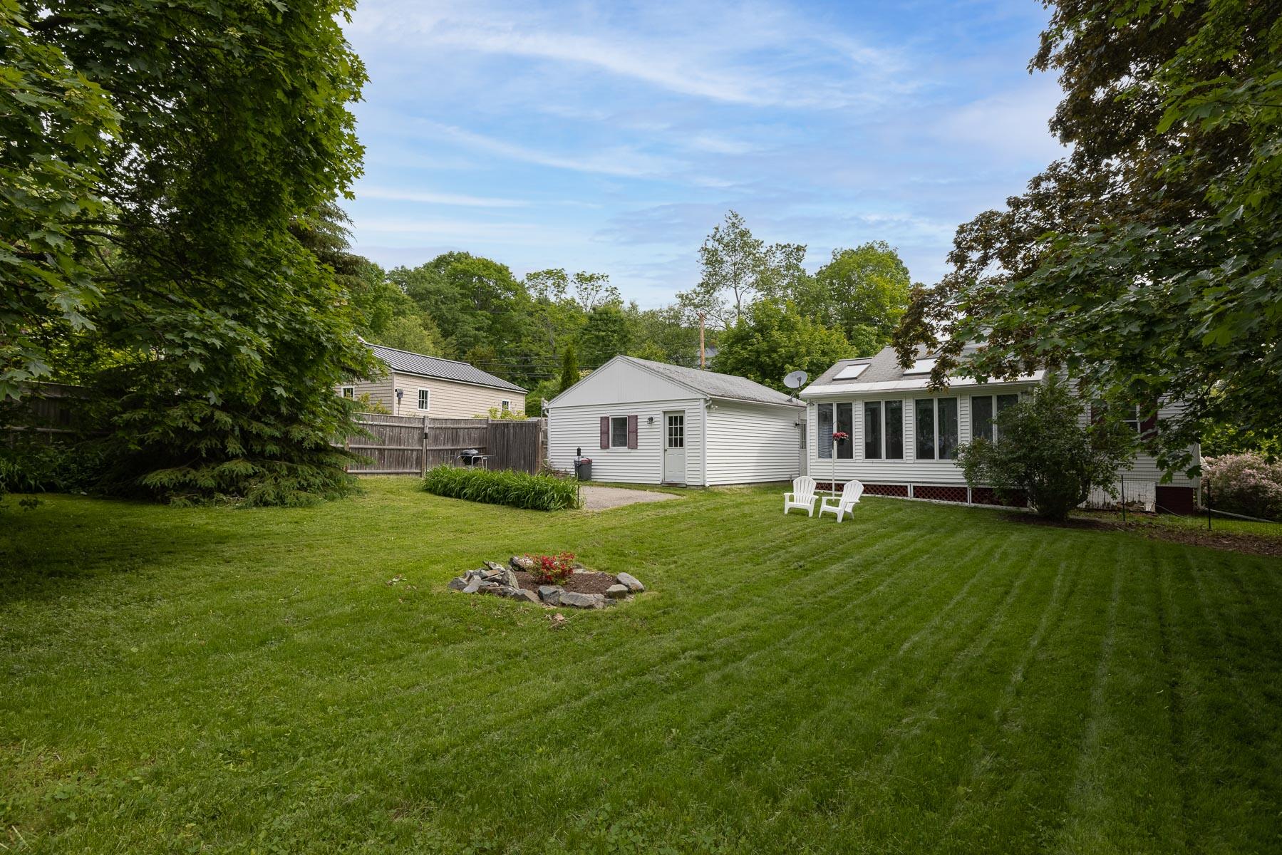 19 Old Dennett Road South Kittery, ME 03904 - Photo 3 of 34 seacoastrephoto-3