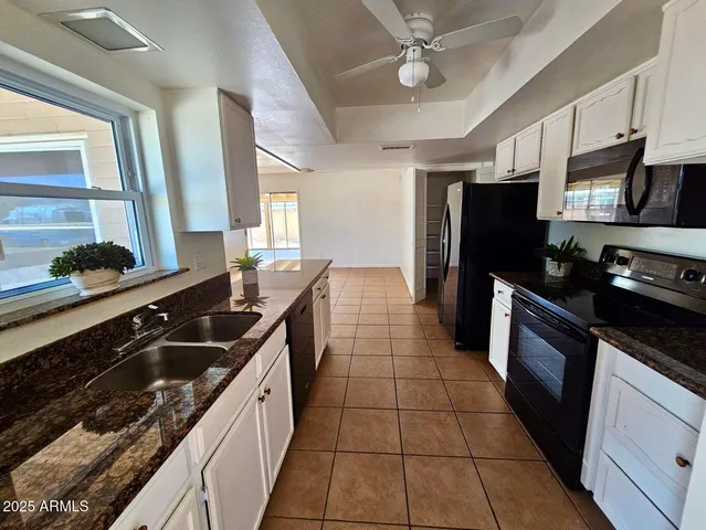 $2,650 | 2601 East Virginia Avenue, Phoenix, AZ 85008