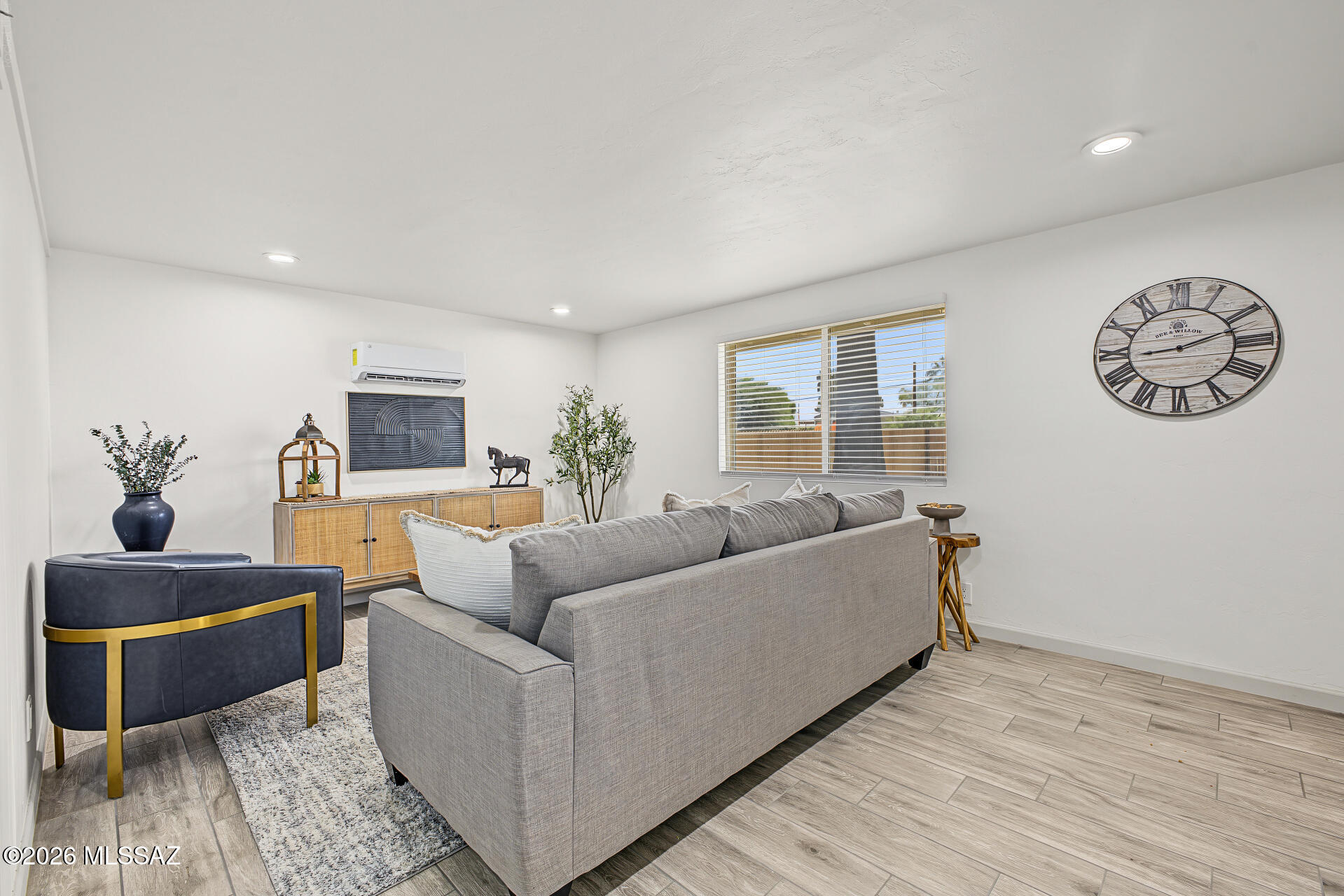 1353 East Bilby Road Tucson, AZ 85706 - Photo 3 of 18 05 - Bilby 1353