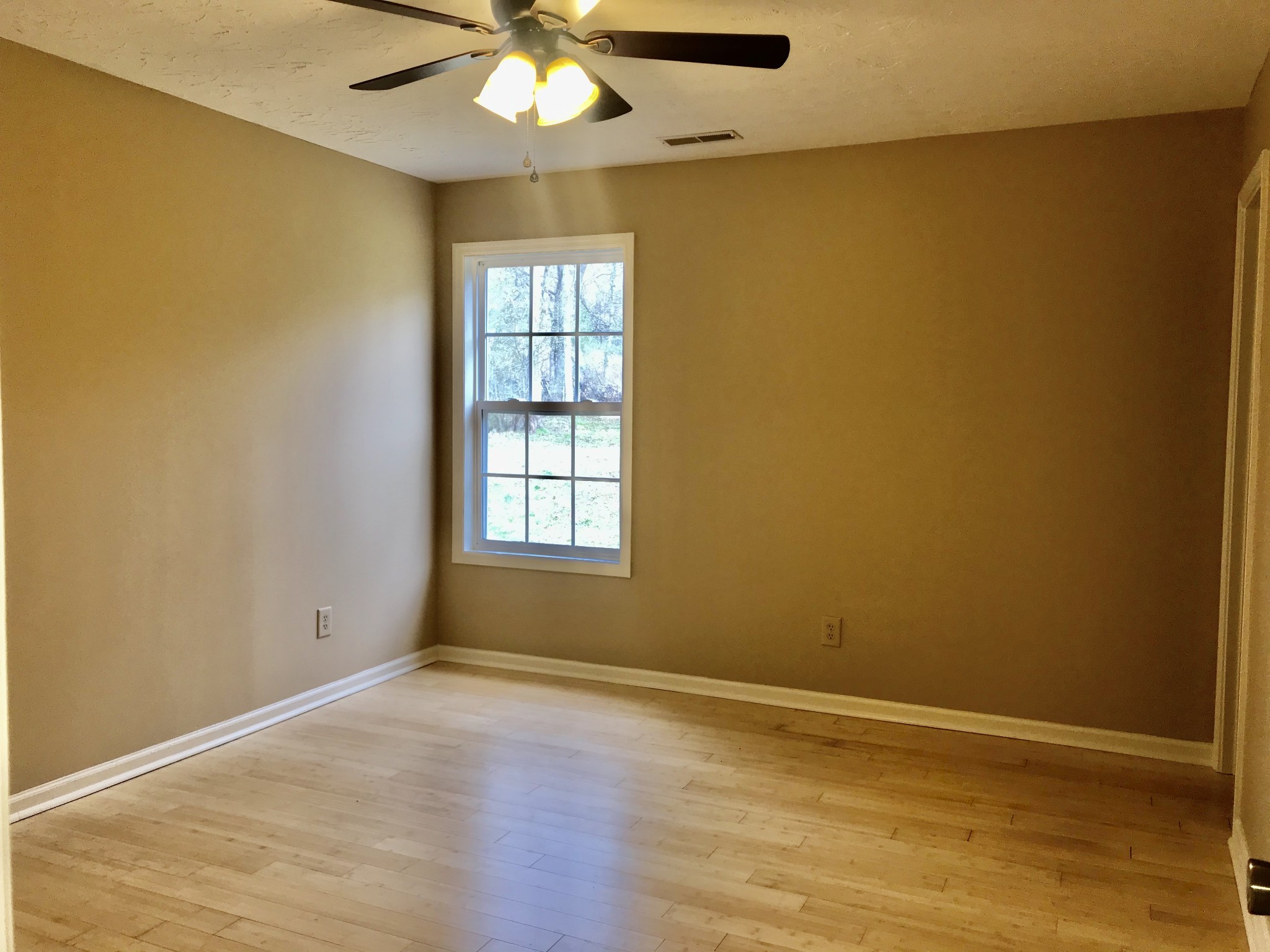 8403 West Sheepneck Road Mount Pleasant, TN 38474 - Photo 14 of 25 Gallery Image 14