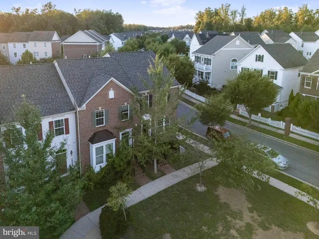 $579,900 | 12630 Horseshoe Bend Circle, Clarksburg, MD 20871