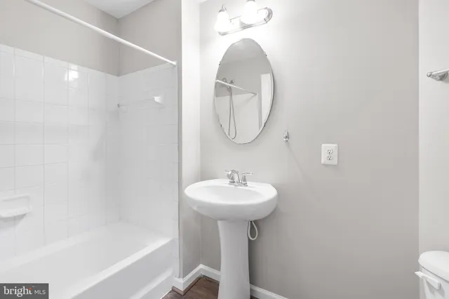 $579,900 | 12630 Horseshoe Bend Circle, Clarksburg, MD 20871