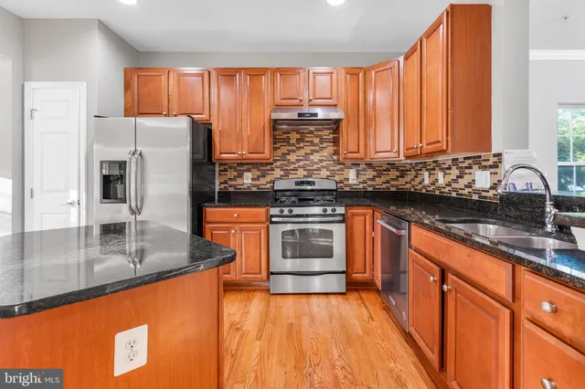 $579,900 | 12630 Horseshoe Bend Circle, Clarksburg, MD 20871