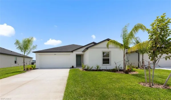 $2,200 | 17244 Cantu Court, North Fort Myers, FL 33917