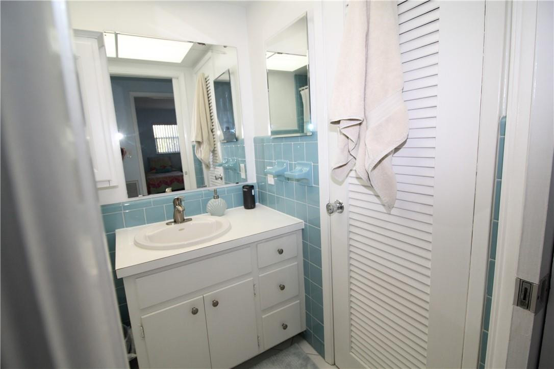 3209 Colony Club Road, Unit 4W Pompano Beach, FL 33062 - Photo 14 of 19 Photo 14