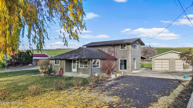 $430,000 | 11501 Gilbert Road, Yakima, WA 98903