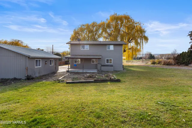 $430,000 | 11501 Gilbert Road, Yakima, WA 98903