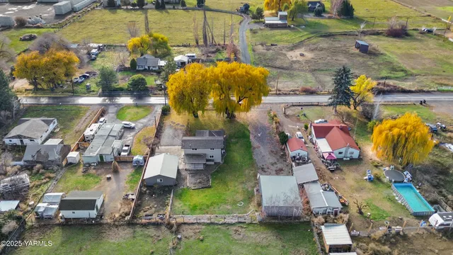 $430,000 | 11501 Gilbert Road, Yakima, WA 98903