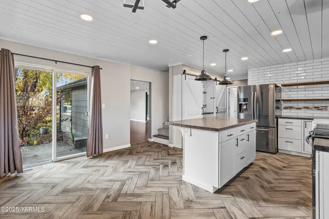 $430,000 | 11501 Gilbert Road, Yakima, WA 98903