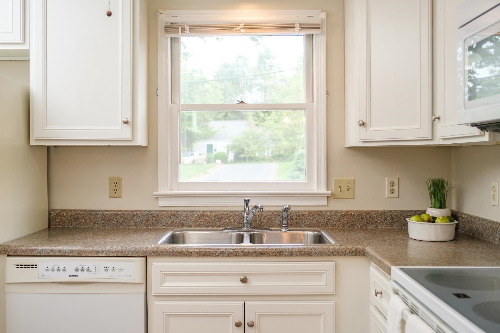 900 Rife Road, Unit 9F Verona, VA 24482 - Photo 3 of 18 Gallery Image 3