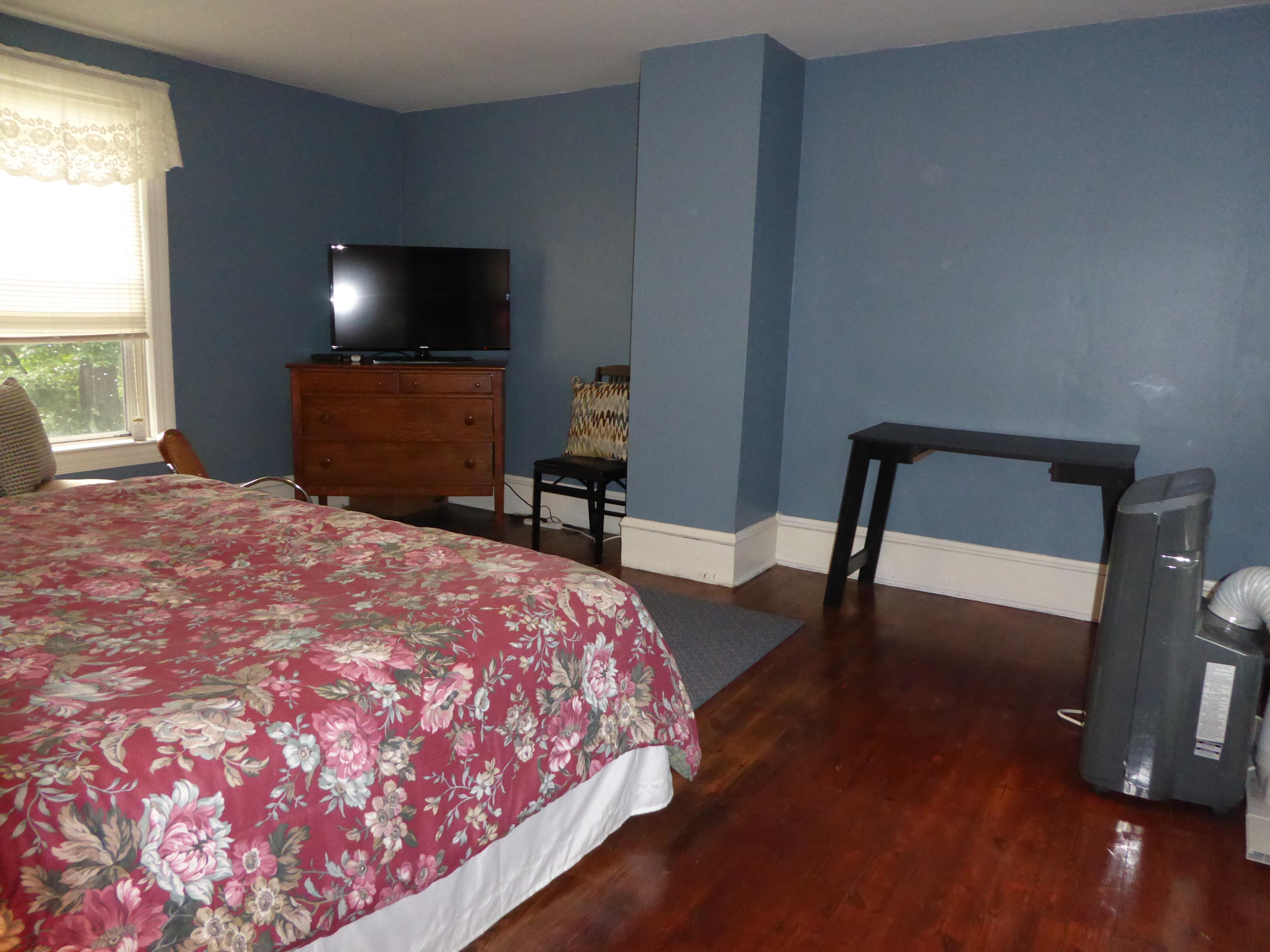 2115 Rutrough Road Southeast Roanoke, VA 24014 - Photo 32 of 52 Second Bedroom
