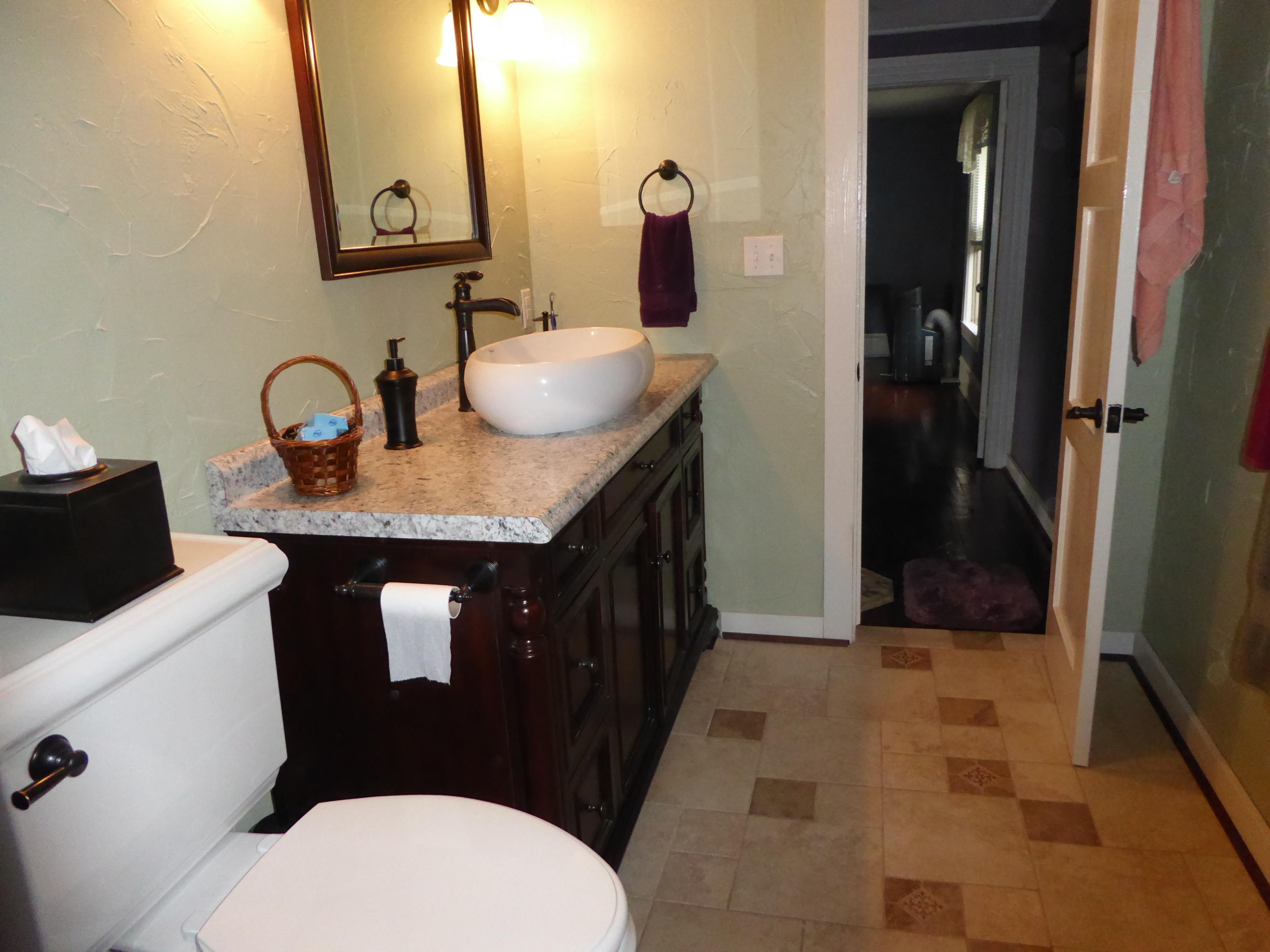 2115 Rutrough Road Southeast Roanoke, VA 24014 - Photo 35 of 52 Upper Bath