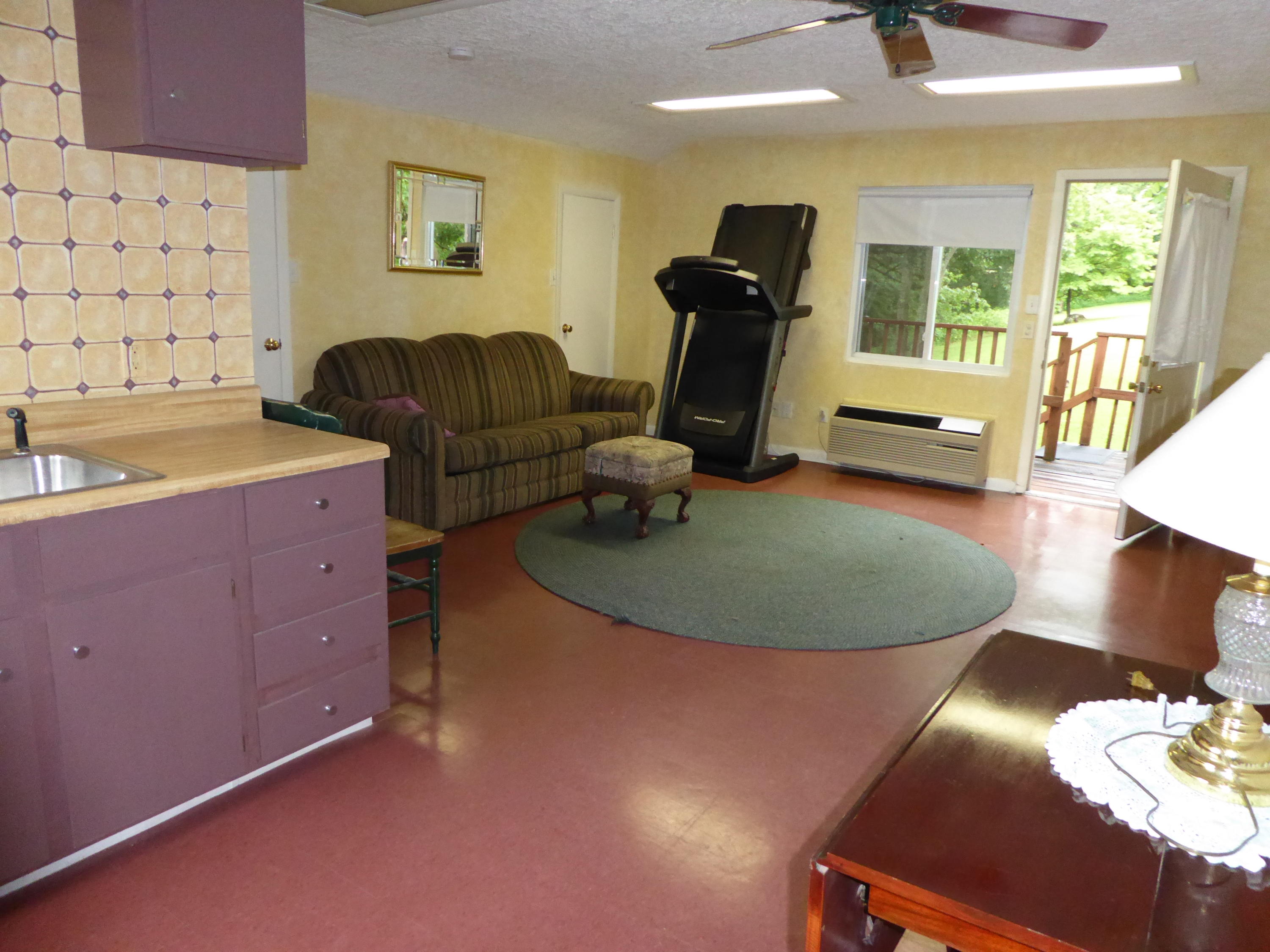 2115 Rutrough Road Southeast Roanoke, VA 24014 - Photo 42 of 52 Apartment Family Room