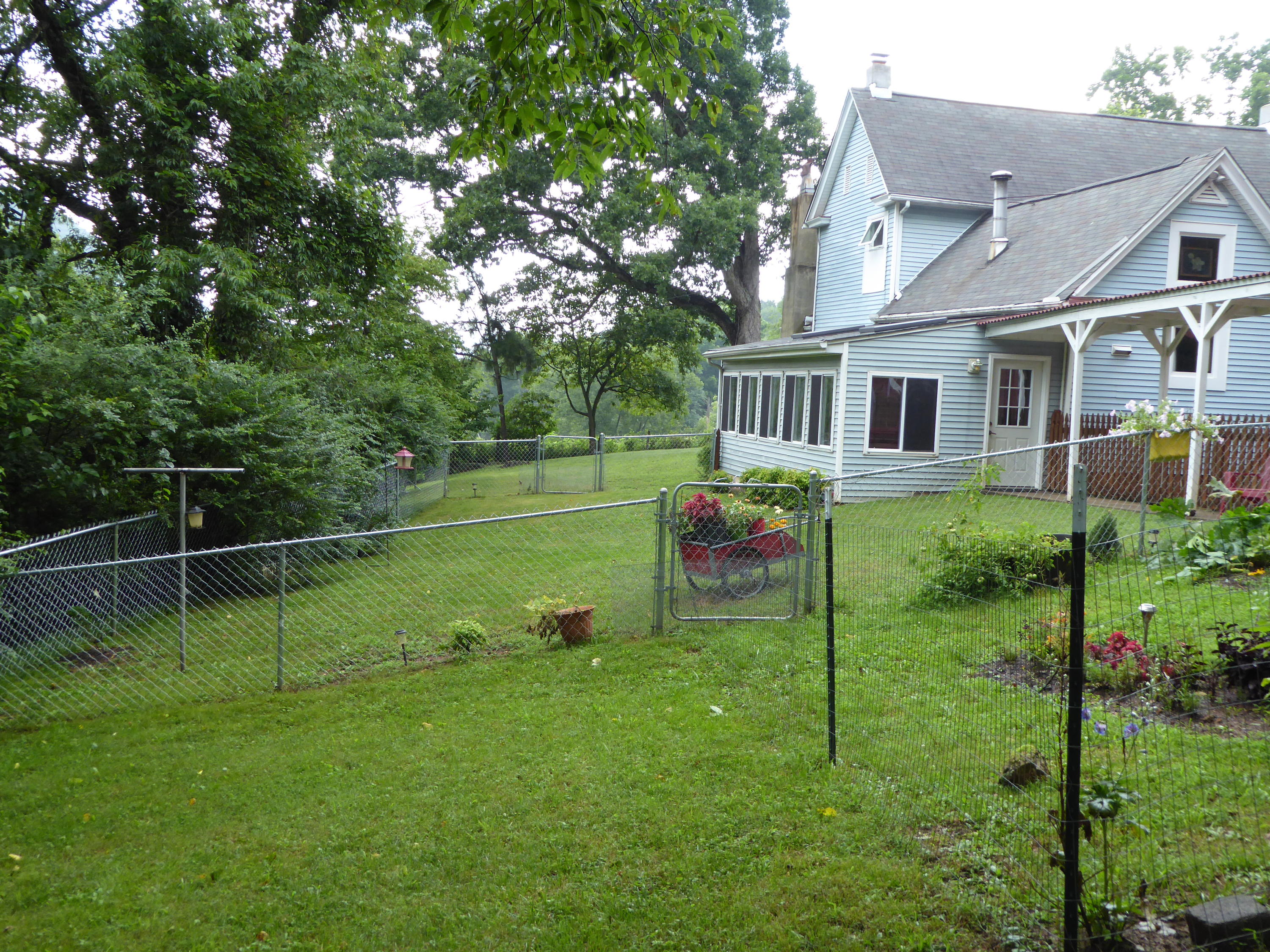 2115 Rutrough Road Southeast Roanoke, VA 24014 - Photo 49 of 52 Garden Space