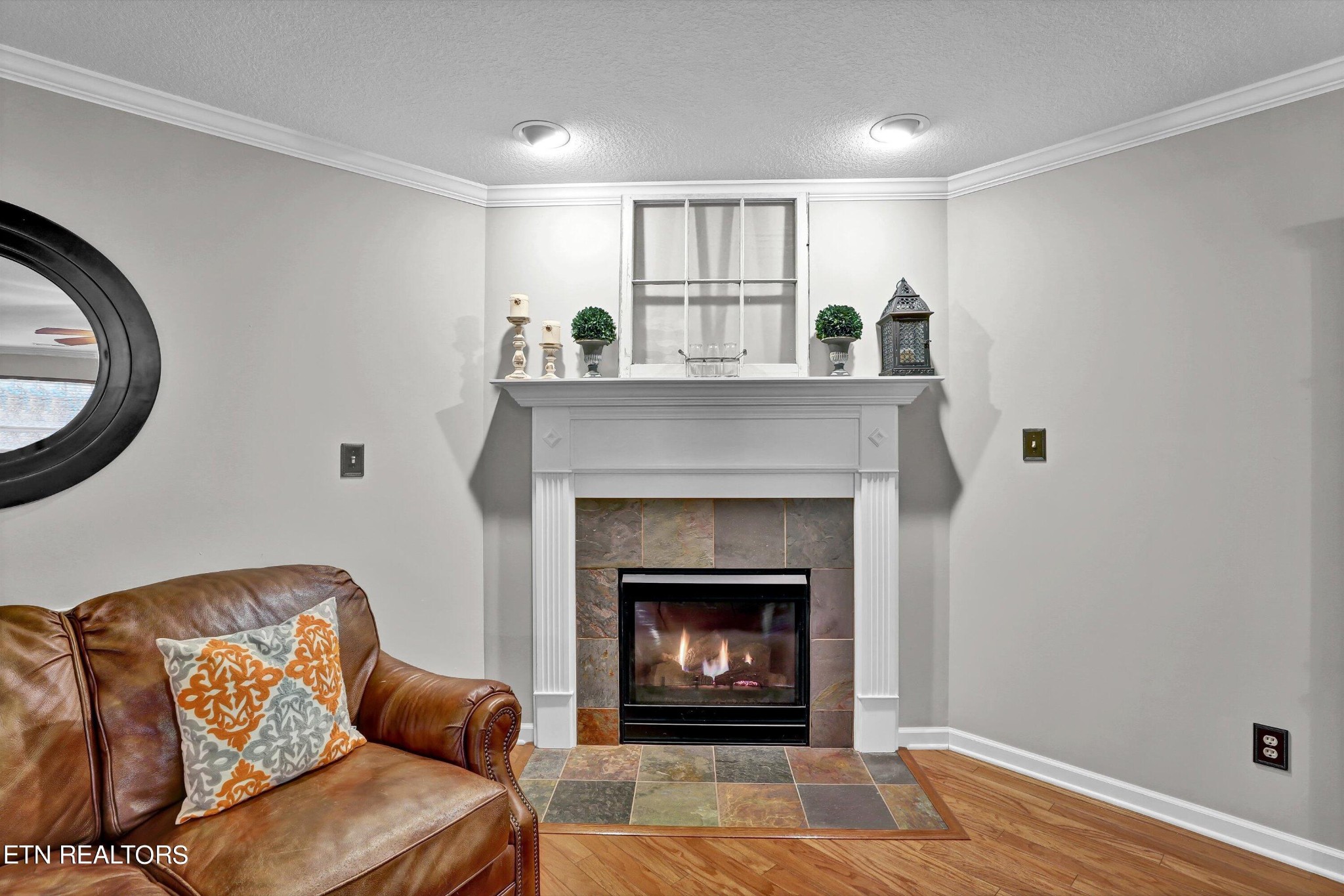 1852 Falling Waters Road Knoxville, TN 37922 - Photo 5 of 24 Gallery Image 5