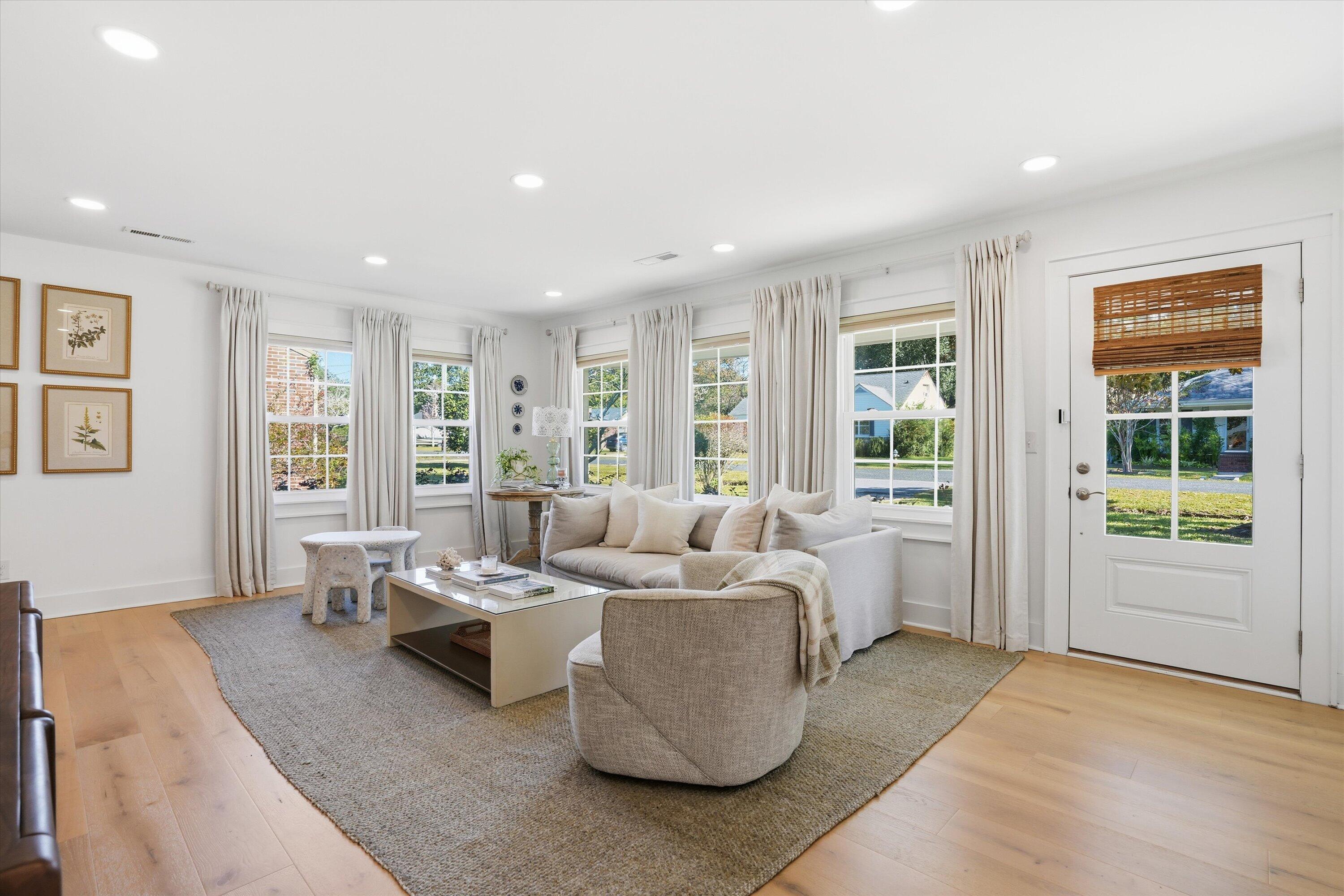 311 Lamont Road Charleston, SC 29407 - Photo 4 of 32