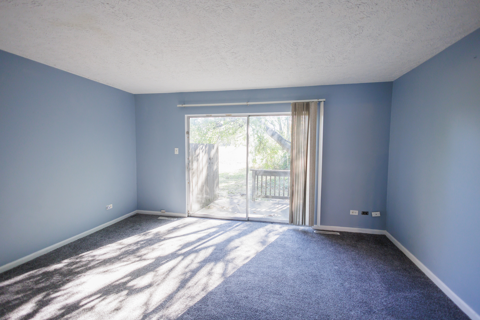 1119 South Curtis Avenue, Unit F62 Kankakee, IL 60901 - Photo 11 of 32 a view of empty room with window