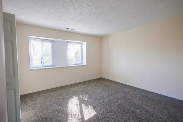 $70,000 | 1119 South Curtis Avenue, Unit F62, Kankakee, IL 60901