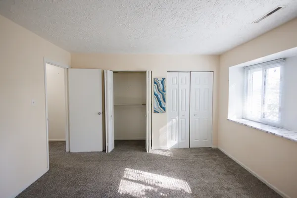 $70,000 | 1119 South Curtis Avenue, Unit F62, Kankakee, IL 60901