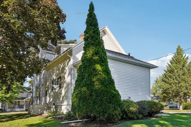 $237,000 | 290 Williams Street, Randolph, WI 53956