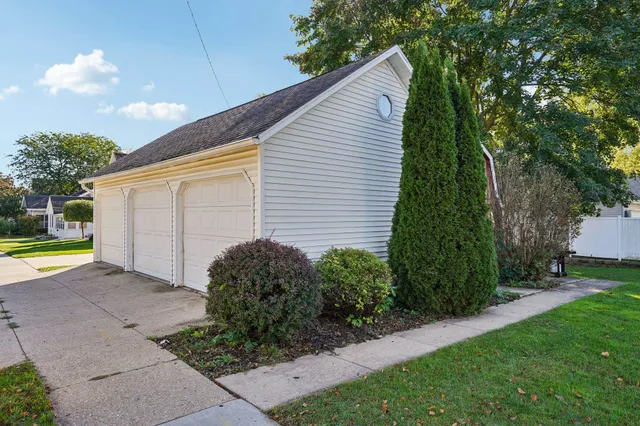 $237,000 | 290 Williams Street, Randolph, WI 53956