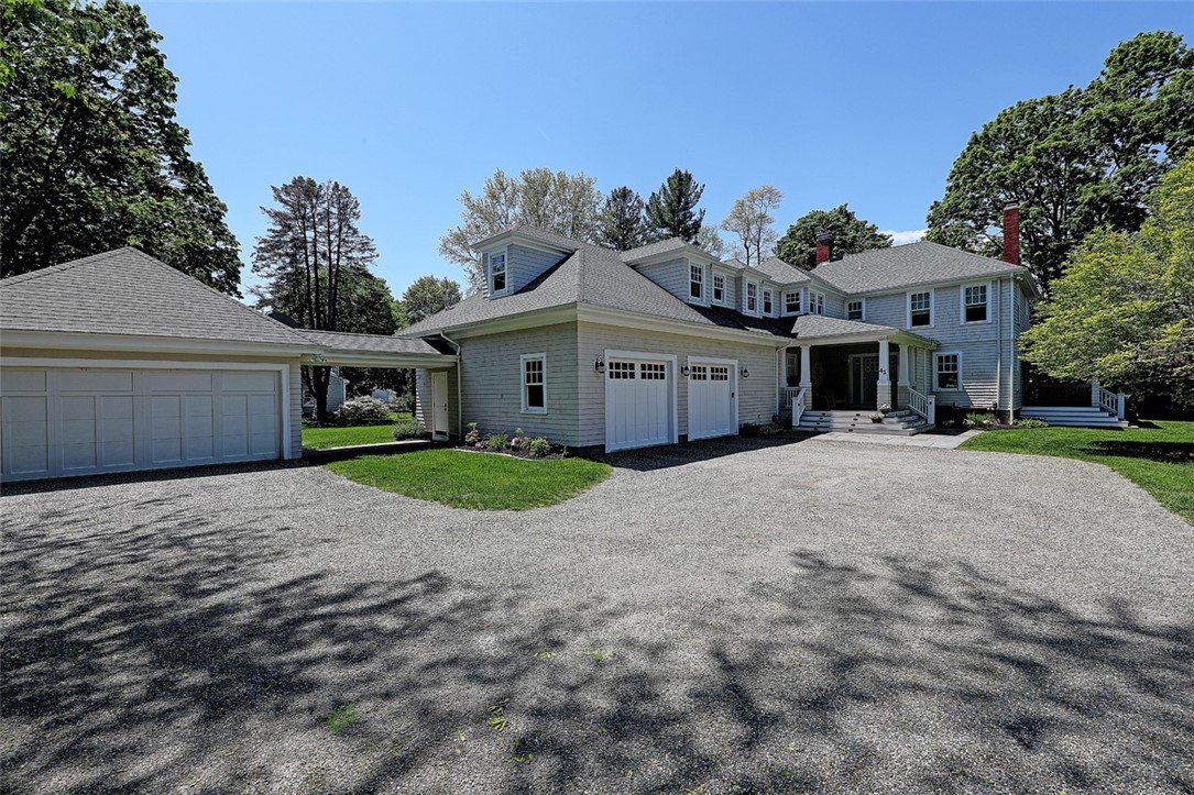 41 Ridge Road Bristol, RI 02809 - Photo 3 of 50