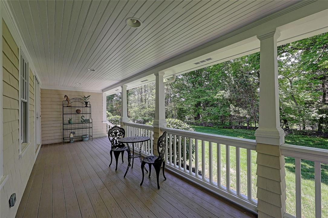 41 Ridge Road Bristol, RI 02809 - Photo 6 of 50