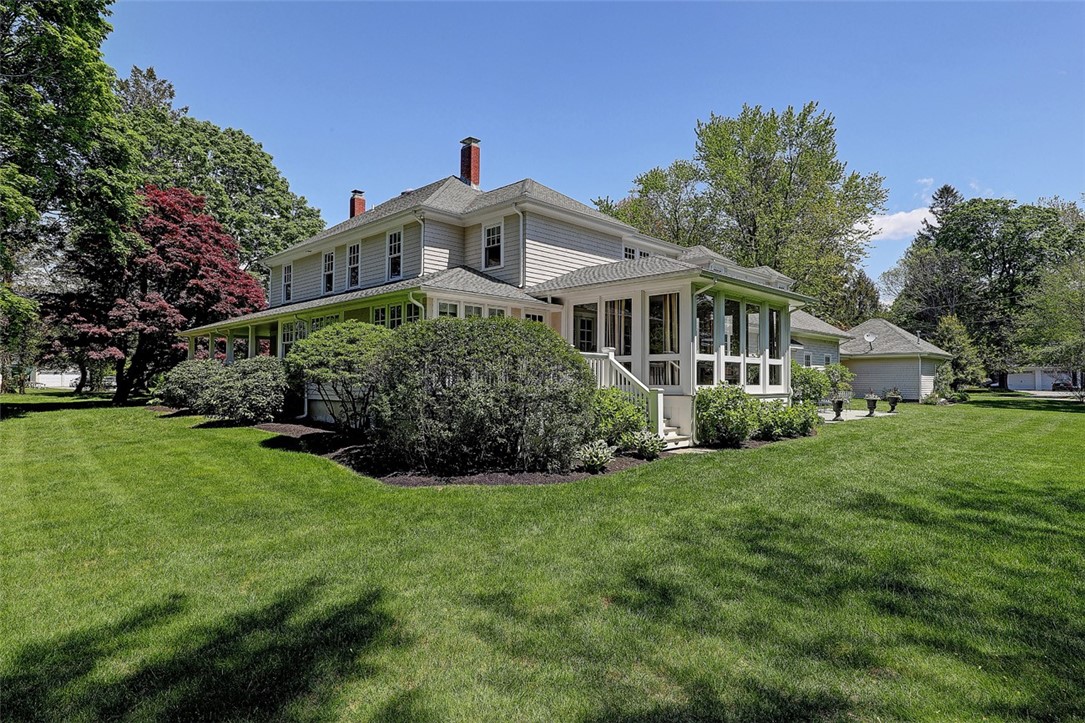 41 Ridge Road Bristol, RI 02809 - Photo 8 of 50