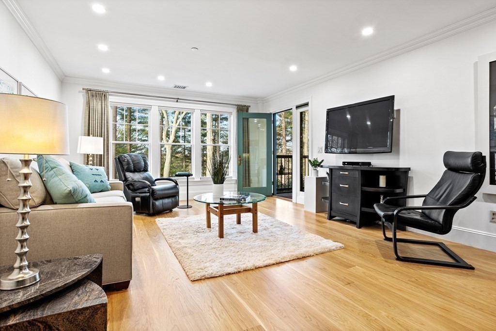 78 Forest Ridge Road, Unit 104 Concord, MA 01742 - Photo 5 of 37 Gallery Image 5