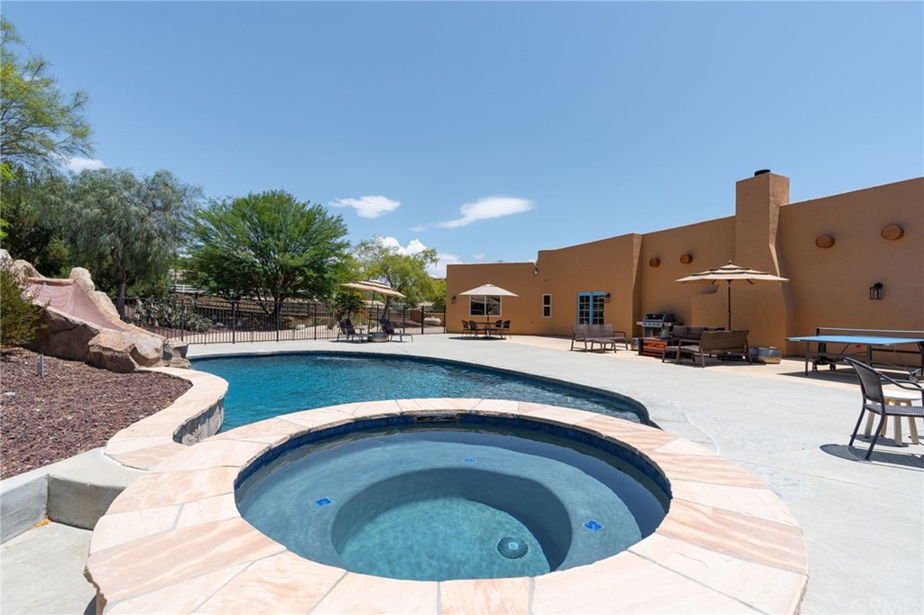 30620 Jedediah Smith Road Temecula, CA 92592 - Photo 28 of 36 Take in the sunsets from this gorgeous backyard.