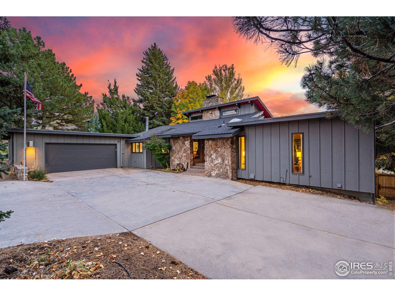 1609 Country Club Road Fort Collins, CO 80524 - Photo 2 of 40 Front elevation, unique mid century design.