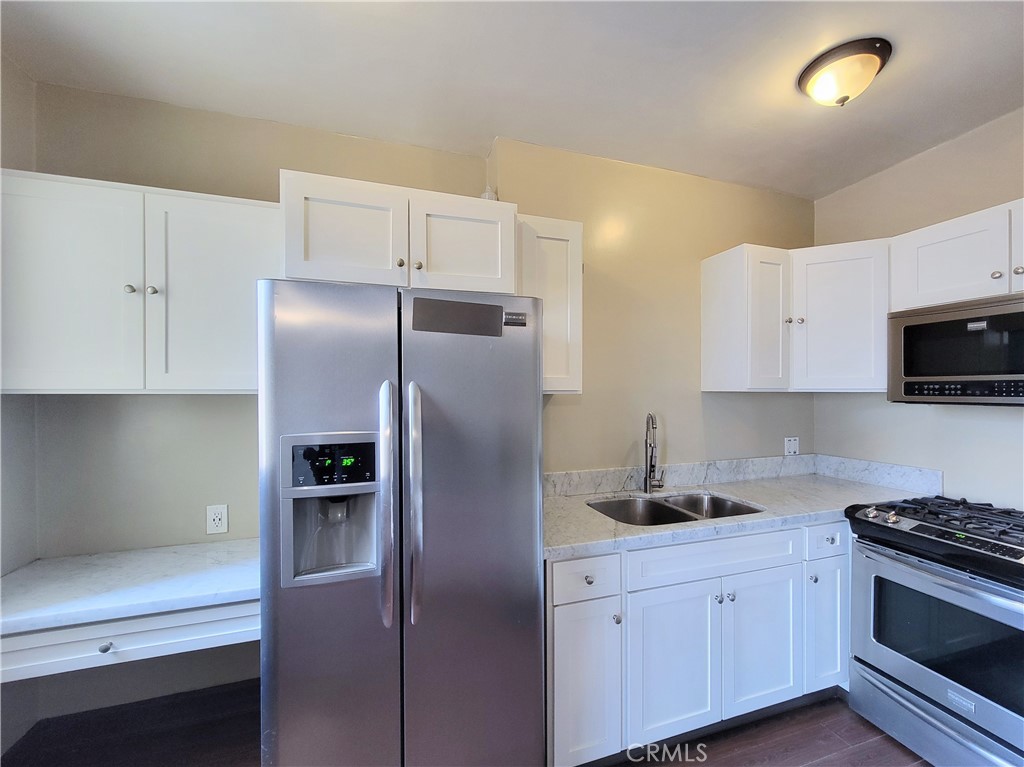 315 West 3rd Street Long Beach, CA 90802 - Photo 12 of 22