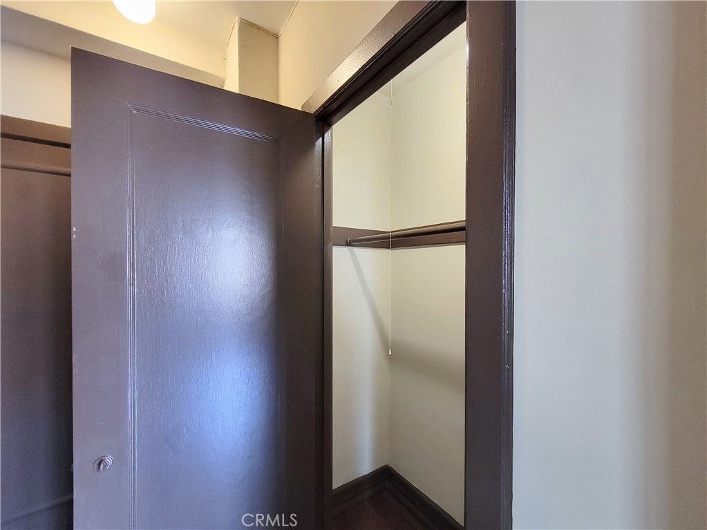 315 West 3rd Street Long Beach, CA 90802 - Photo 17 of 22