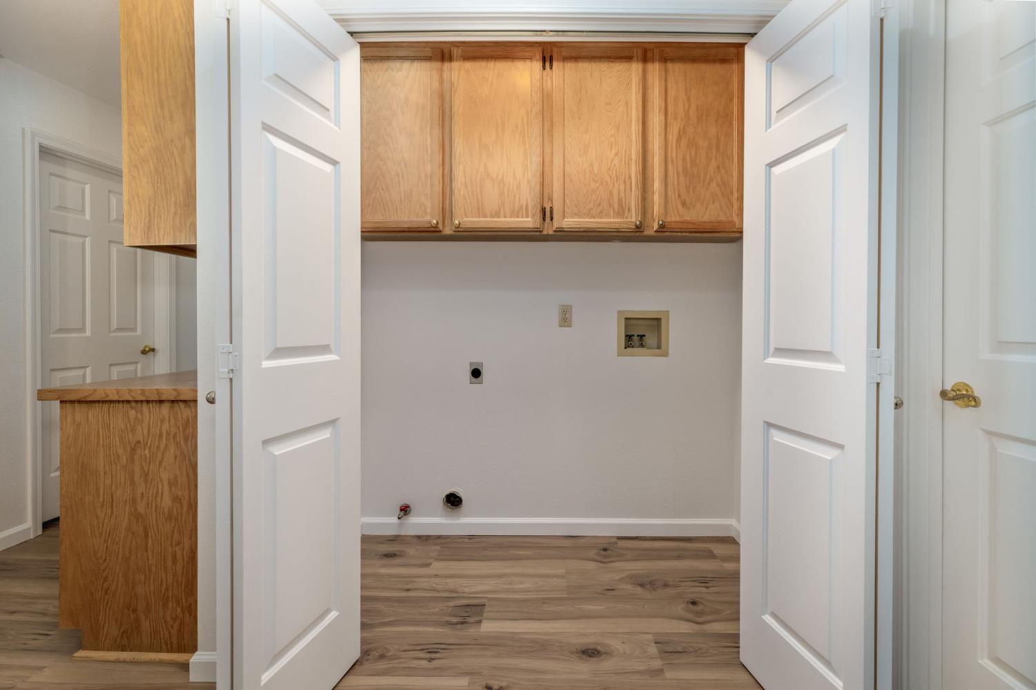 592 Morgan Ranch Drive Grass Valley, CA 95945 - Photo 32 of 49 Laundry Closet